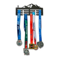 Метална закачалка за медали "Mountain Trail Run" - Бягаща мъж и Планина (До 30 медала) Метална закачалка за медали "Mountain Trail Run" - Бягаща мъж и Планина (До 30 медала)
