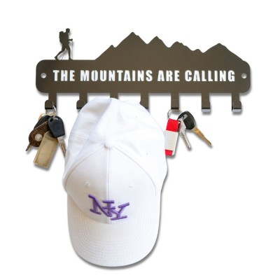 Метална закачалка за ключове и къмпинг аксесоари "THE MOUNTAINS ARE CALLING" (7 куки) Метална закачалка за ключове и къмпинг аксесоари "THE MOUNTAINS ARE CALLING" (7 куки)